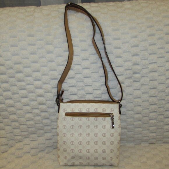 Giani Bernini Signature Rose Crossbody - Picture 2 of 4